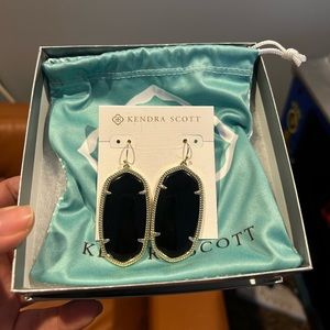 Kendra Scott Danielle earrings onyx